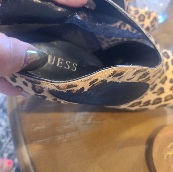 Guess booties. - Picture 15 of 17